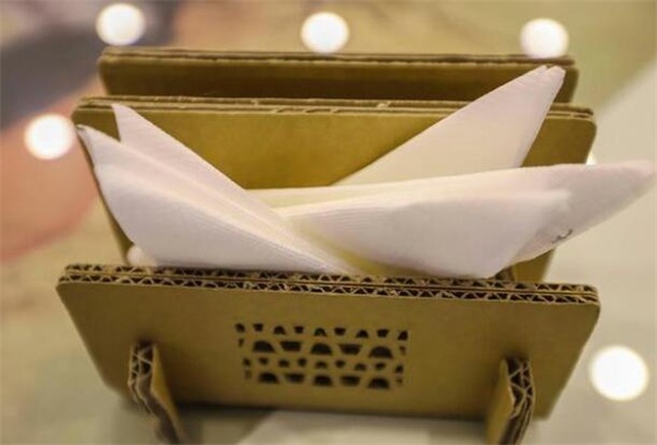 1657617785195698.jpg 紙箱內托.jpg